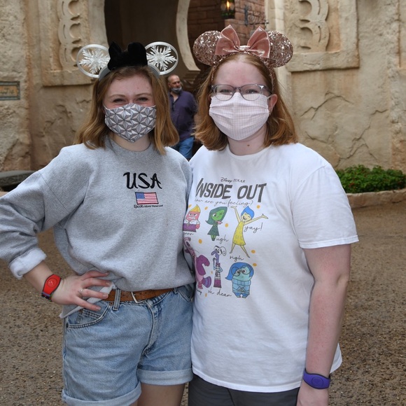 Meet your Posher, Hannah - Picture 2 of 4